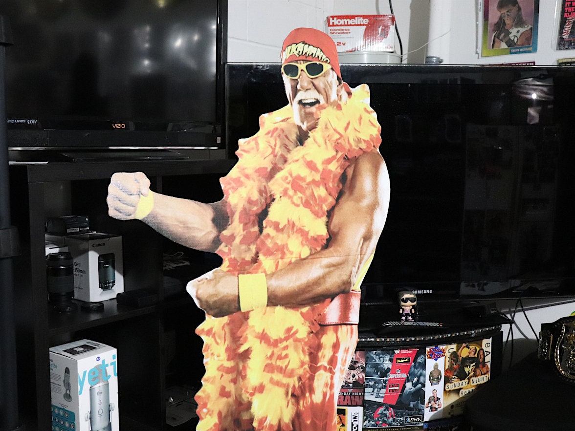 Hulk Hogan 6ft Cardboard StandUp