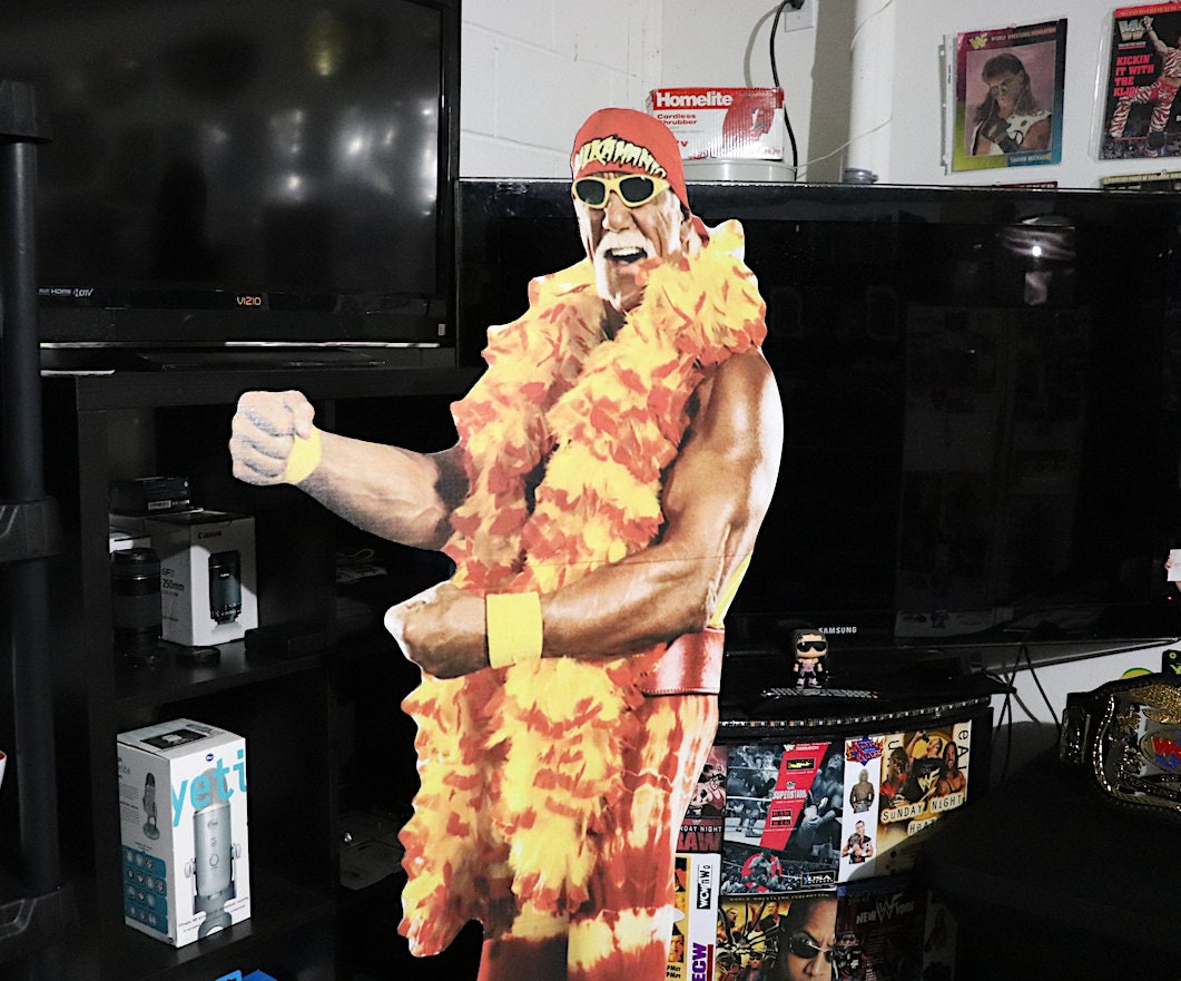 Hulk Hogan 6ft Cardboard StandUp