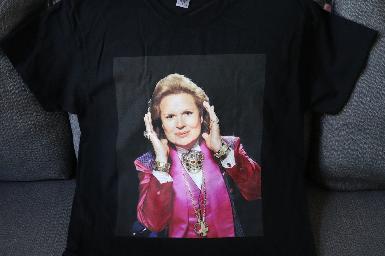 Walter Mercado T-Shirt (Astrology, Horoscopes, Puerto Rico)