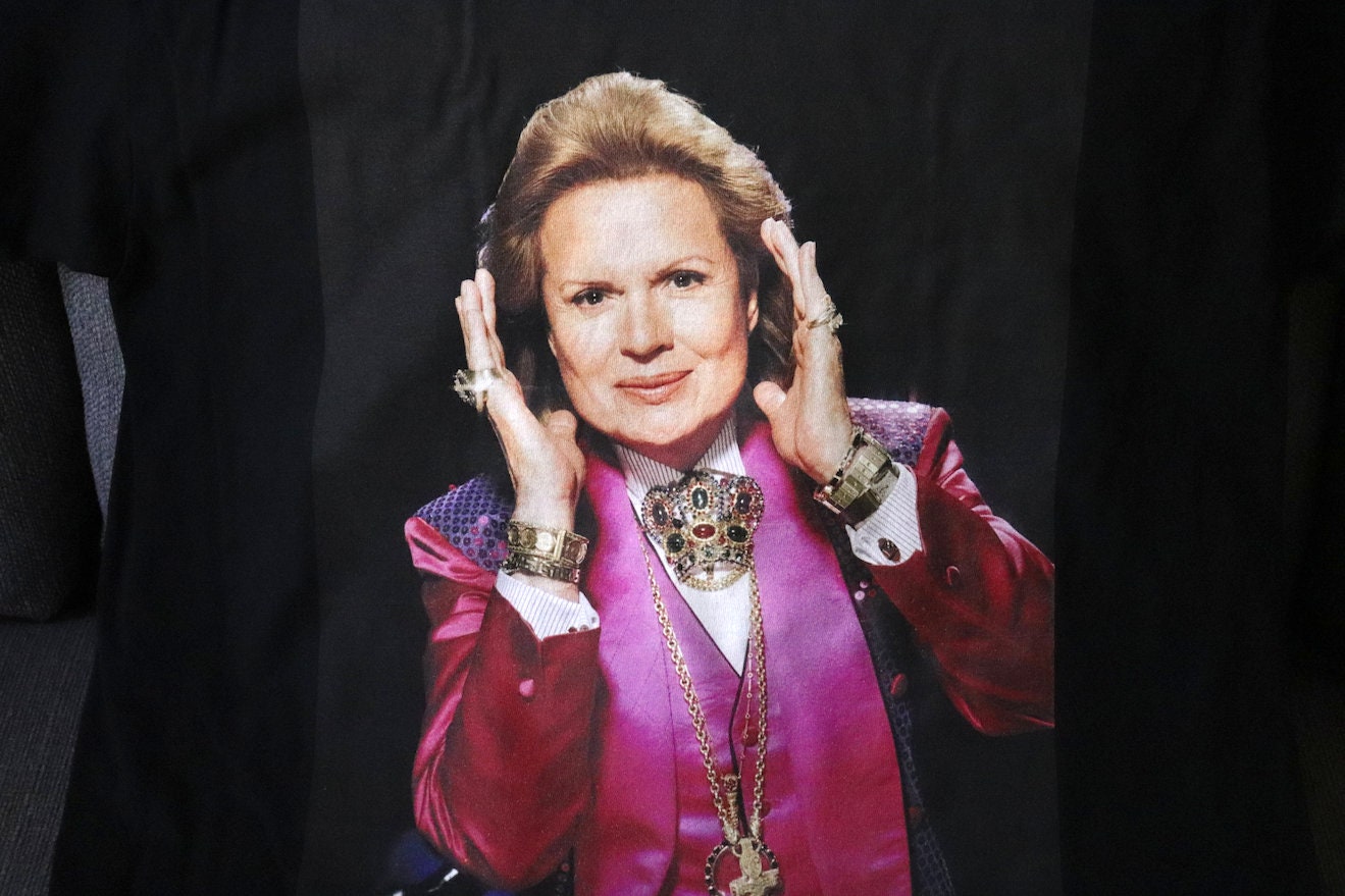 Walter Mercado T-Shirt (Astrology, Horoscopes, Puerto Rico)