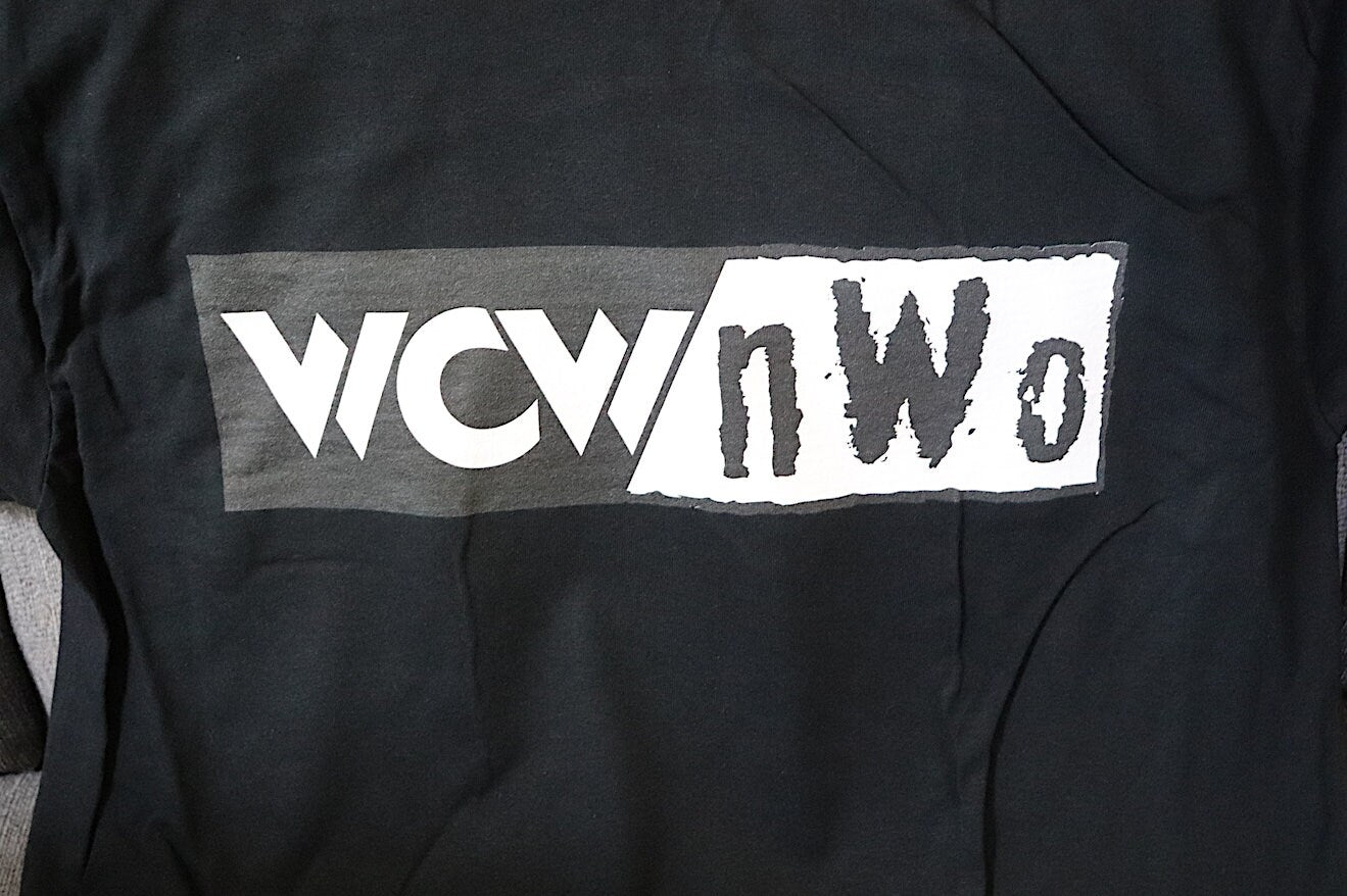 vvCvv/nVVo T-Shirt [Pop Culture - Hulk Hogan - Ric Flair  - Ultimate Warrior - Birthday - Randy Savage - Christmas]