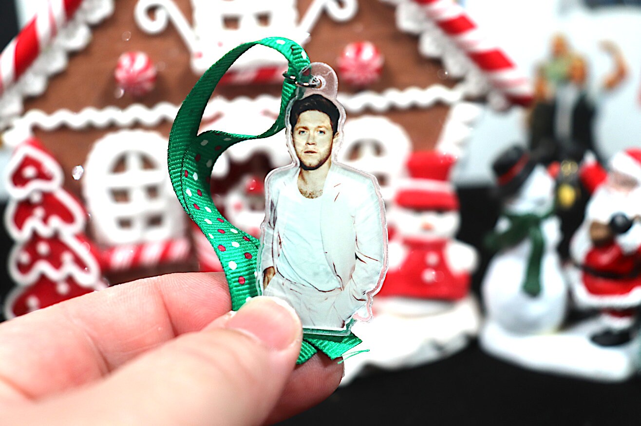 Niall Horan Acrylic Christmas Tree Ornament 2