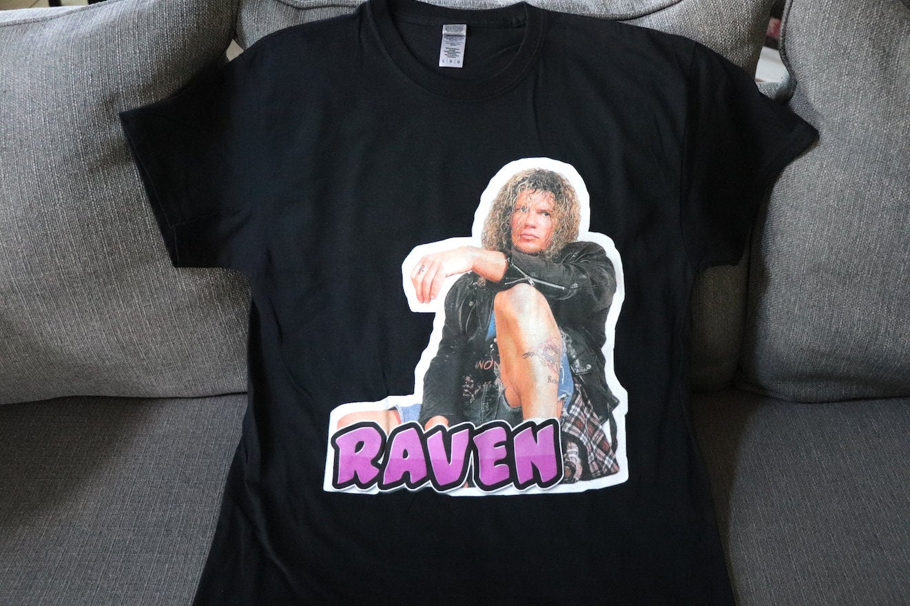 R@v3n T-Shirt [Bret Hart - Pop Culture - Hulk Hogan - Ric Flair - Randy Savage - Ultimate Warrior - Birthday - Christmas - Secret Santa]